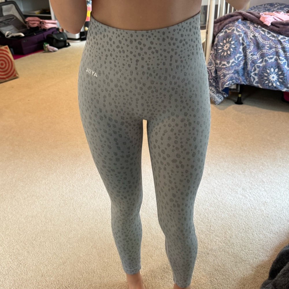 AYBL leggings - Picture 1 of 5